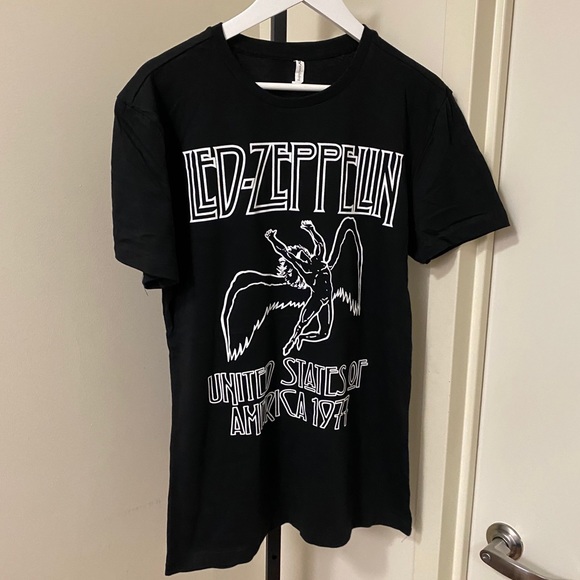 Winn Cloding Other - LED ZEPPELIN Graphic T-Shirt NWOT